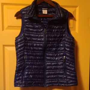 Patagonia Women's Lightweight Navy Down Vest